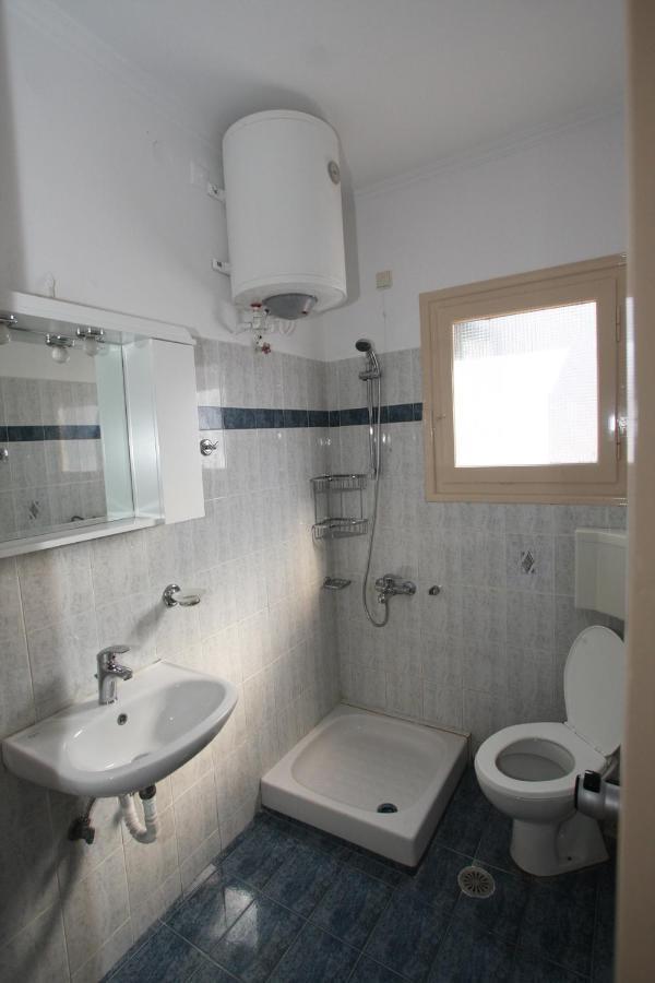 Lefcothea Guest Rooms Lákka Екстериор снимка
