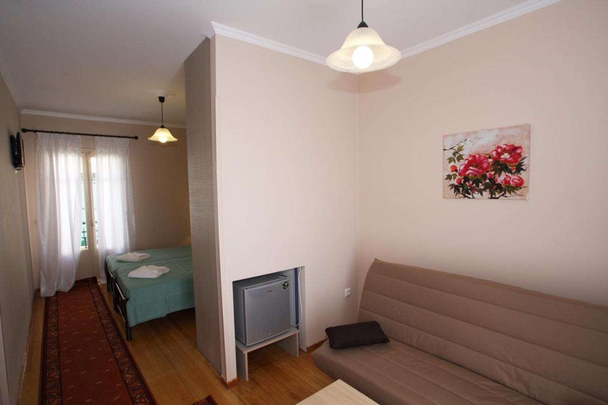Lefcothea Guest Rooms Lákka Екстериор снимка